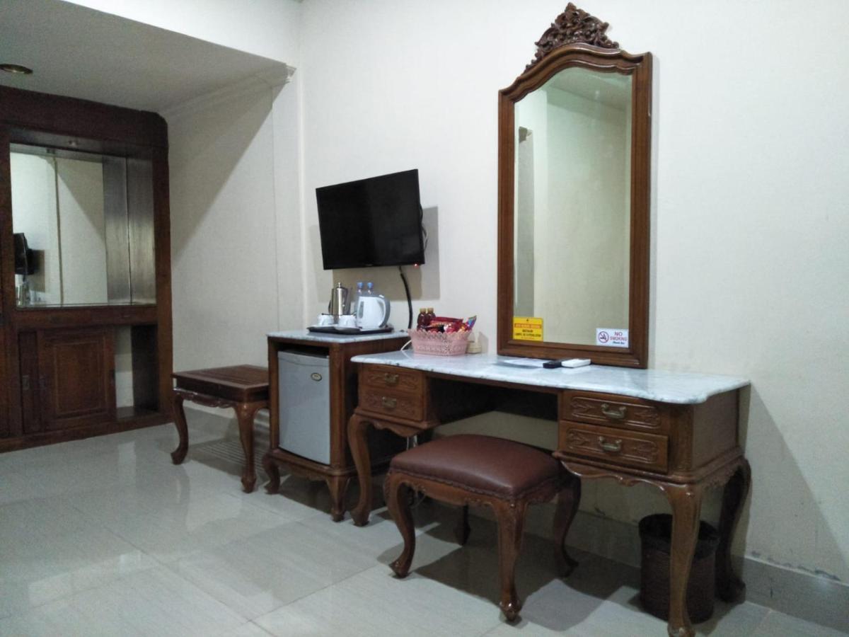 Indah Palace Hotel