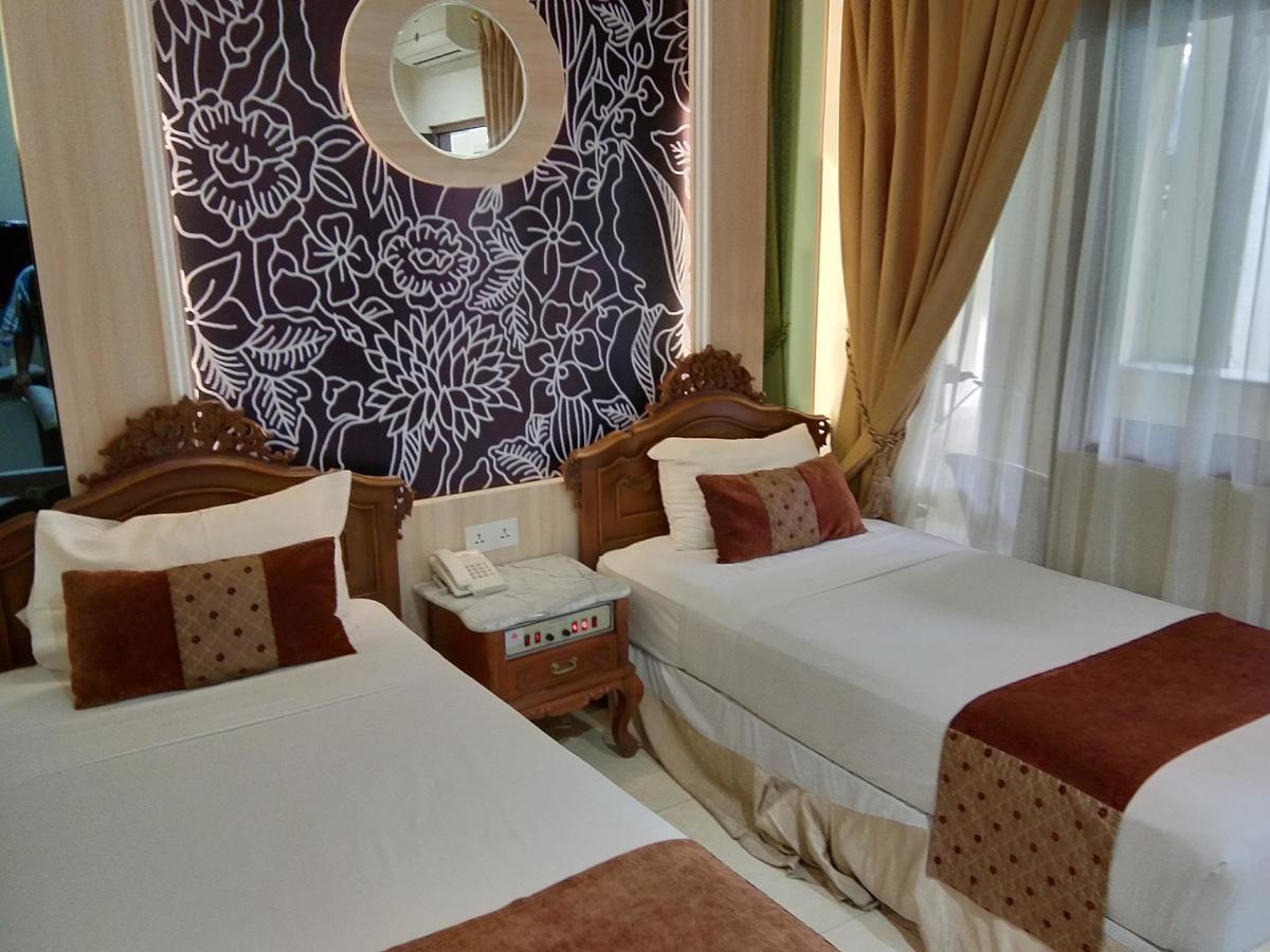 Indah Palace Hotel