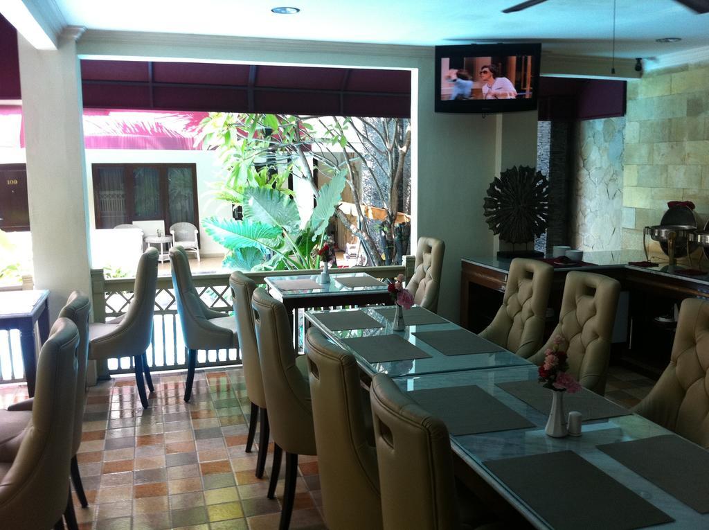 Indah Palace Hotel
