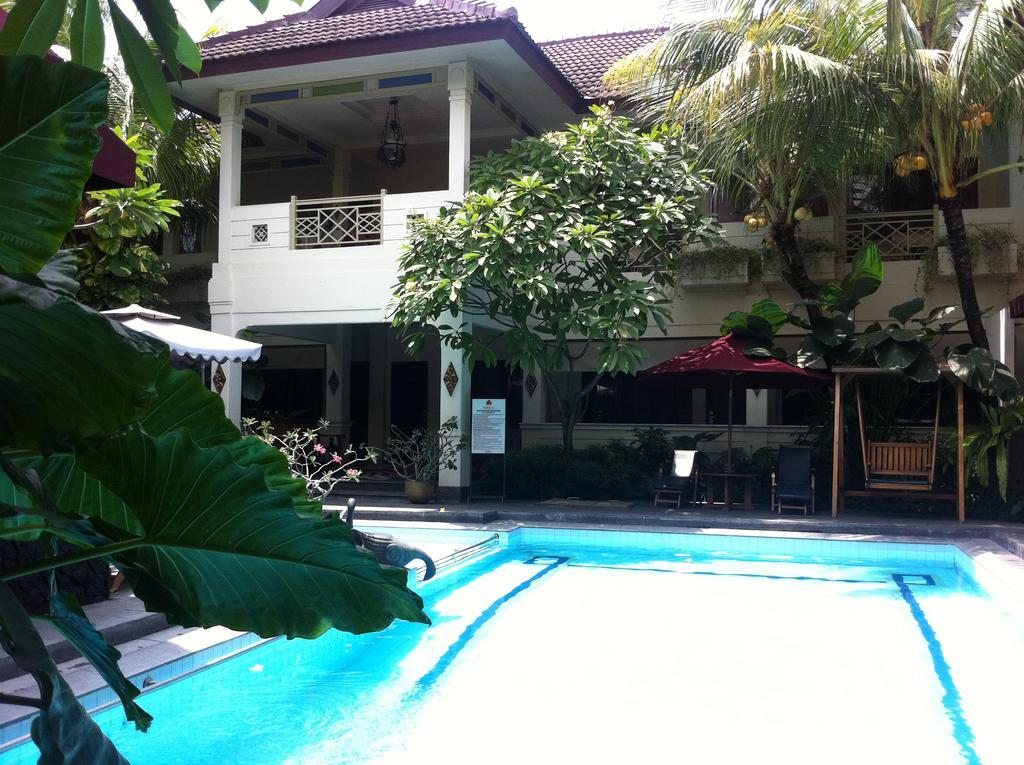 Indah Palace Hotel 3*